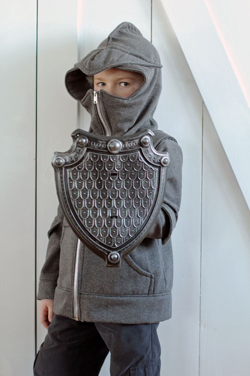 knight hoodie pattern blog tour